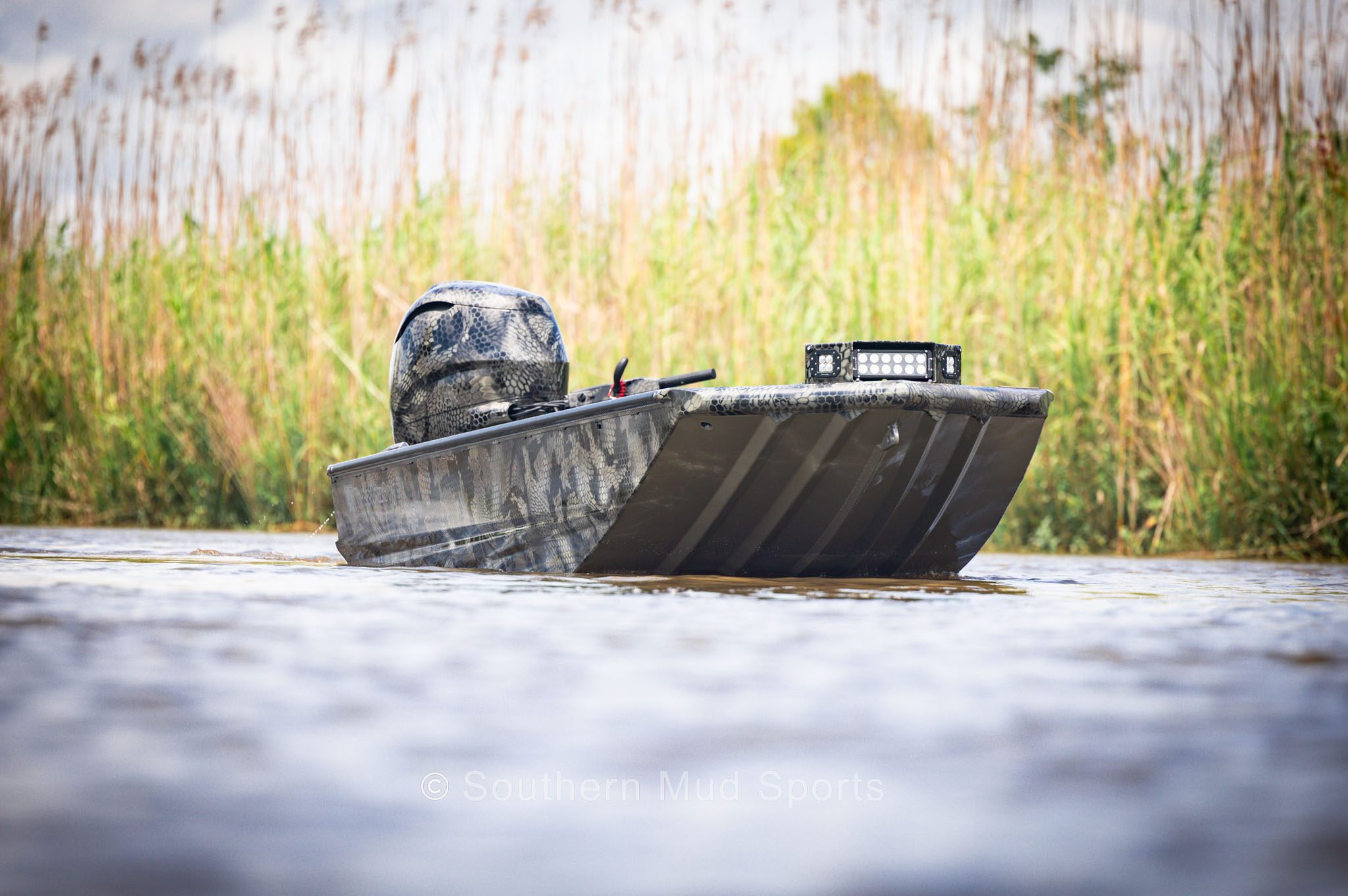 Timber Creek Boats – 1854 TIMBER RUNNER – Gray Coastal